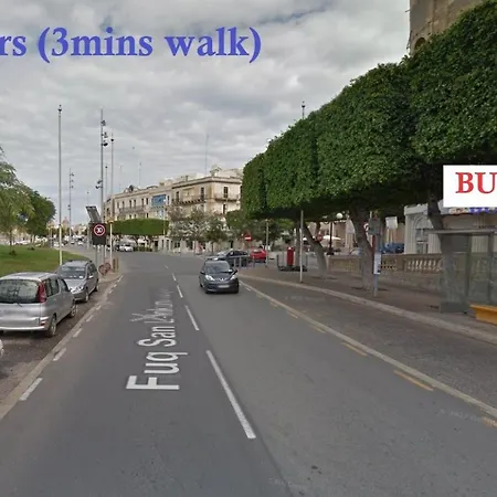 招待所 3 Cities Heart 2 *