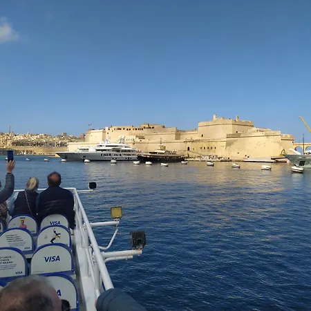 3 Cities Heart 2 Guest house Cospicua