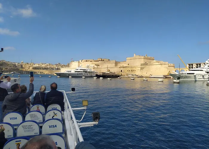 3 Cities Heart 2 Гостевой дом Cospicua
