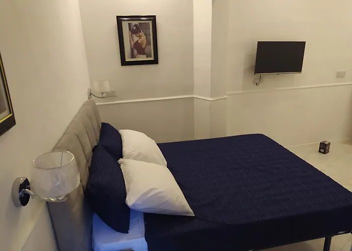 Гостевой дом 3 Cities Heart 2